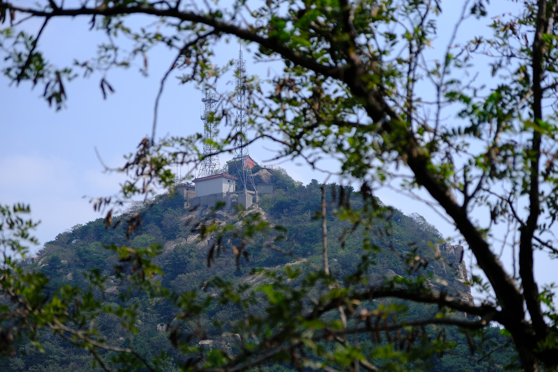 鲁山极峰